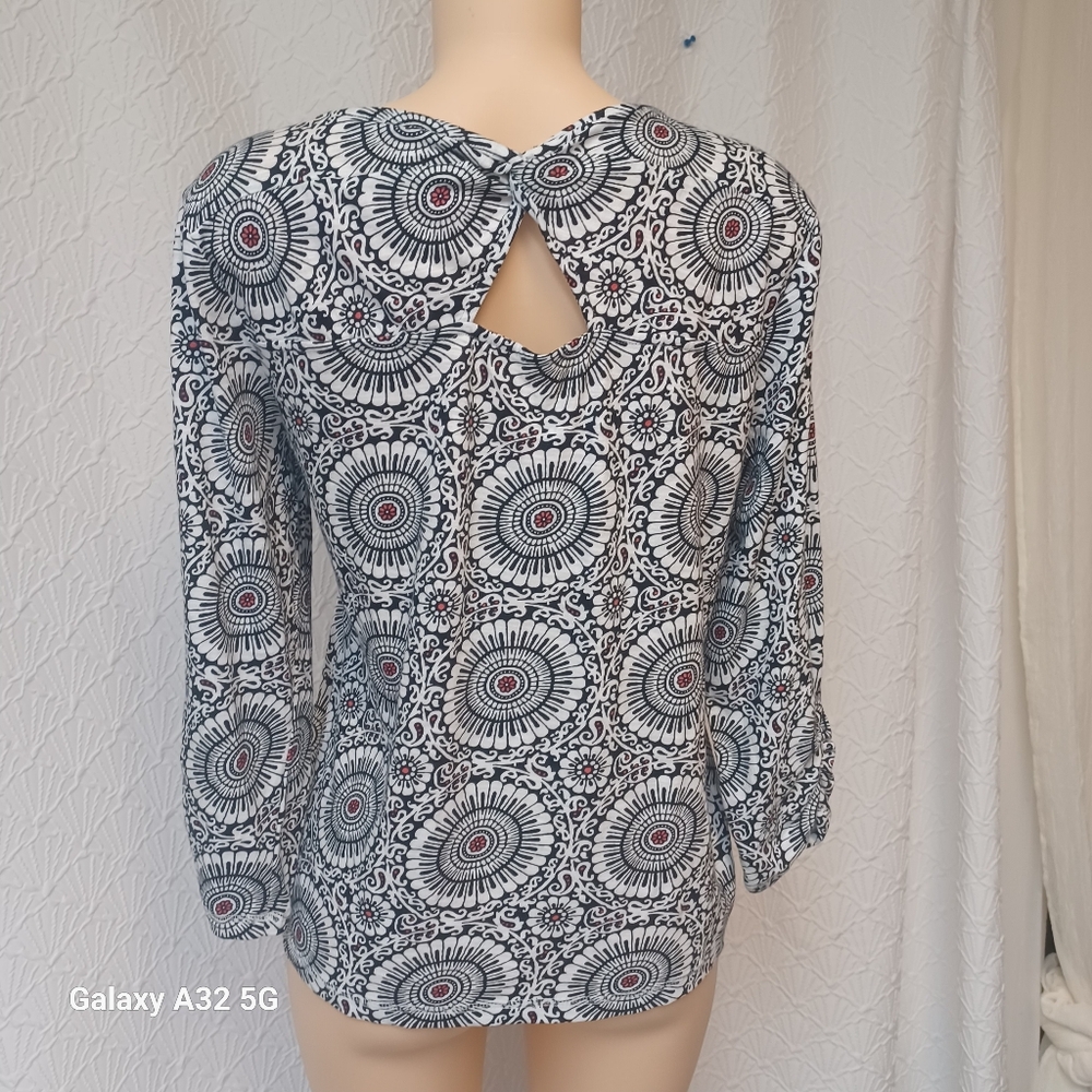 T by Talbots New Women Size LP Black and White Geometric Blouse - Picture 7 of 12